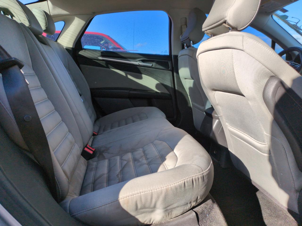 2015 Ford Fusion - Image 10