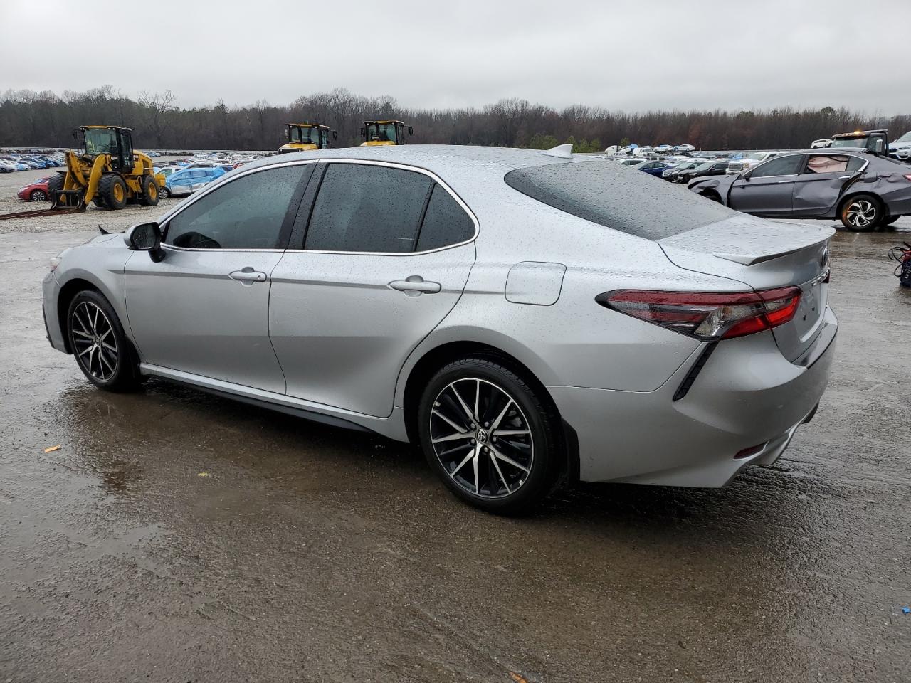 2024 Toyota Camry - Image 2