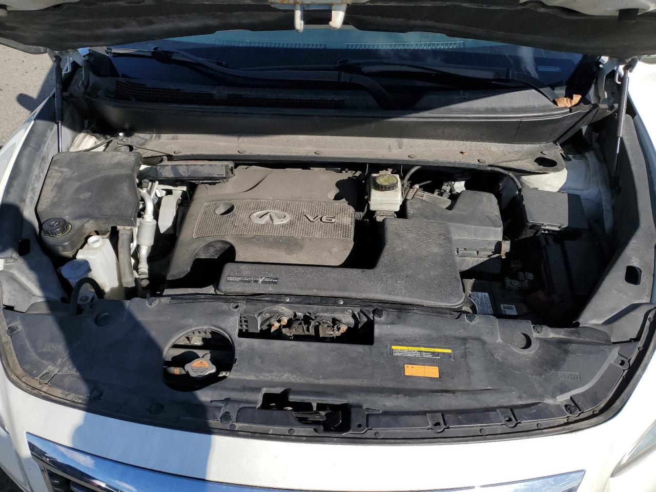 2015 Infiniti QX60 - Image 12