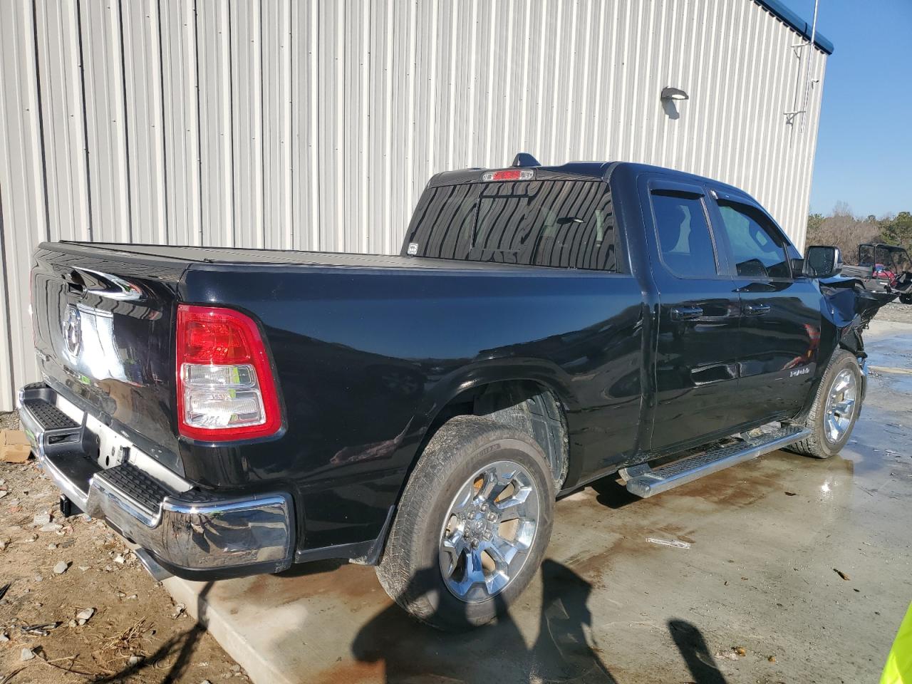 2021 RAM 1500 - Image 3