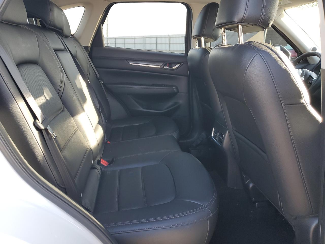 2021 Mazda CX-5 - Image 11