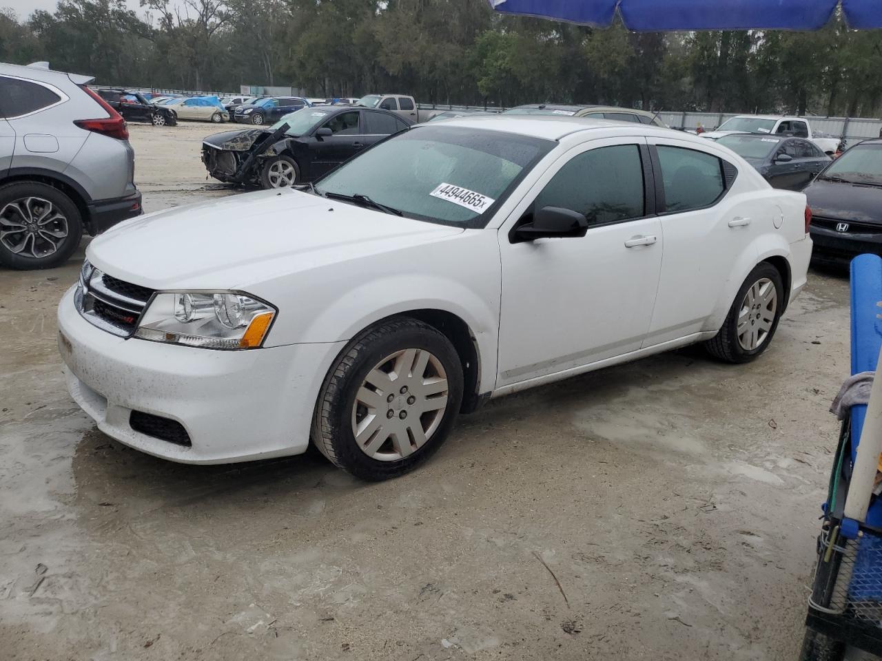 2013 Dodge Avenger - Image 1