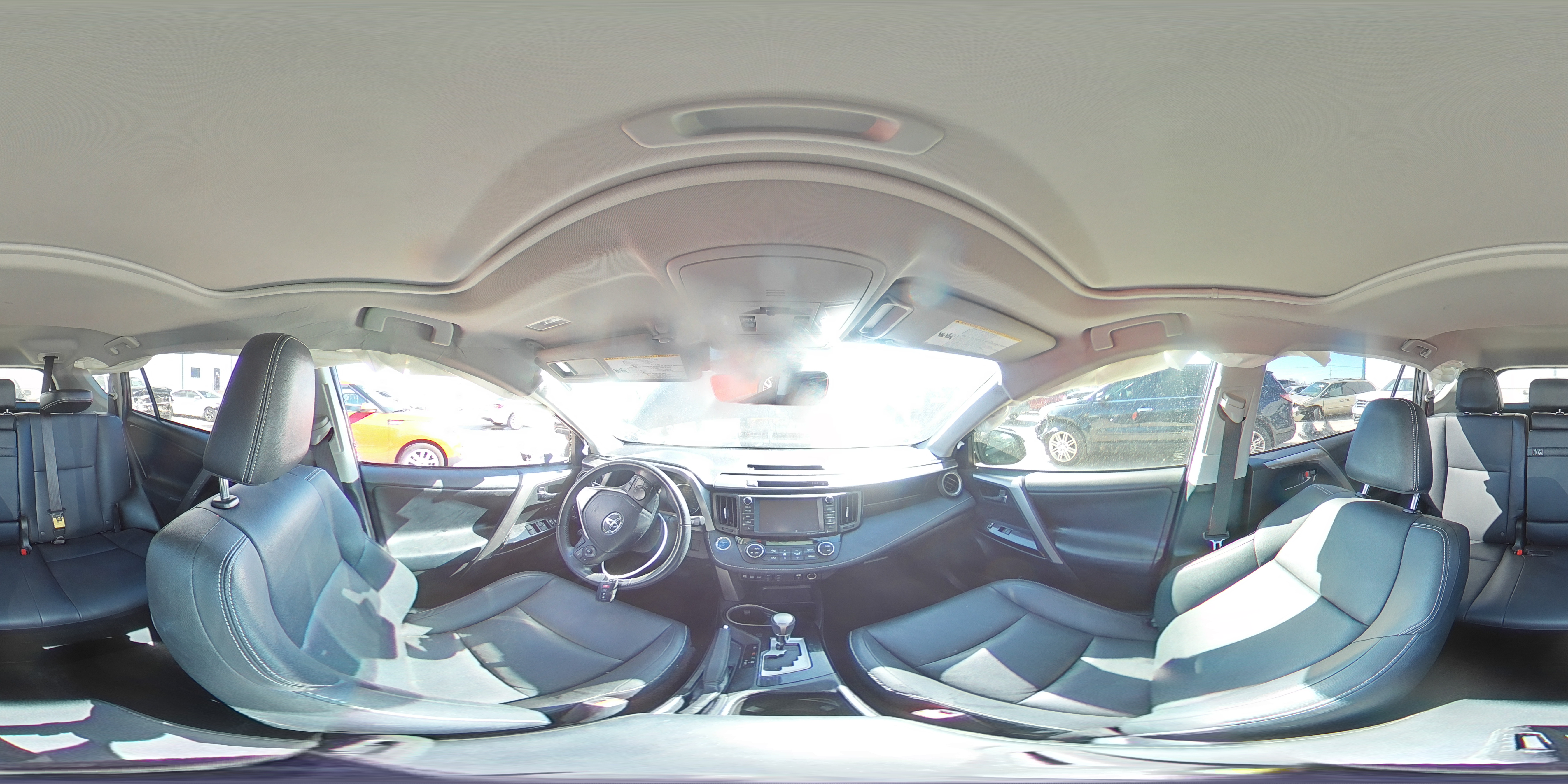 2018 Toyota RAV 4 - Image 15