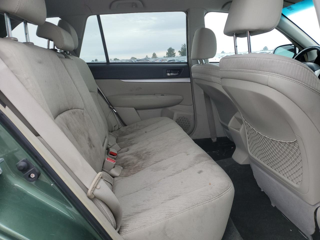 2012 Subaru Outback - Image 11
