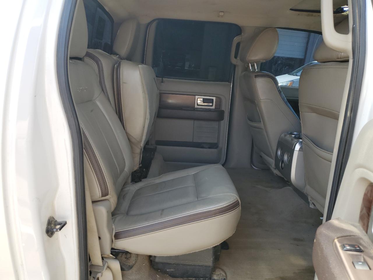 2010 Ford F-150 - Image 10