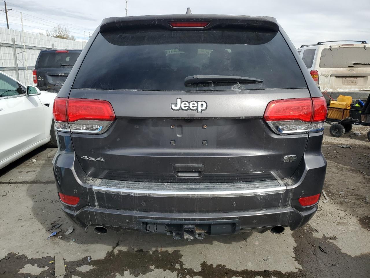 2017 Jeep Grand Cherokee - Image 6