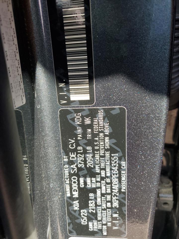 2023 Kia Forte - Image 13