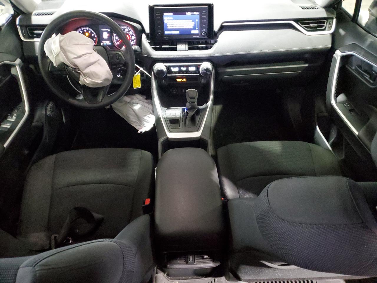 2022 Toyota RAV 4 - Image 8