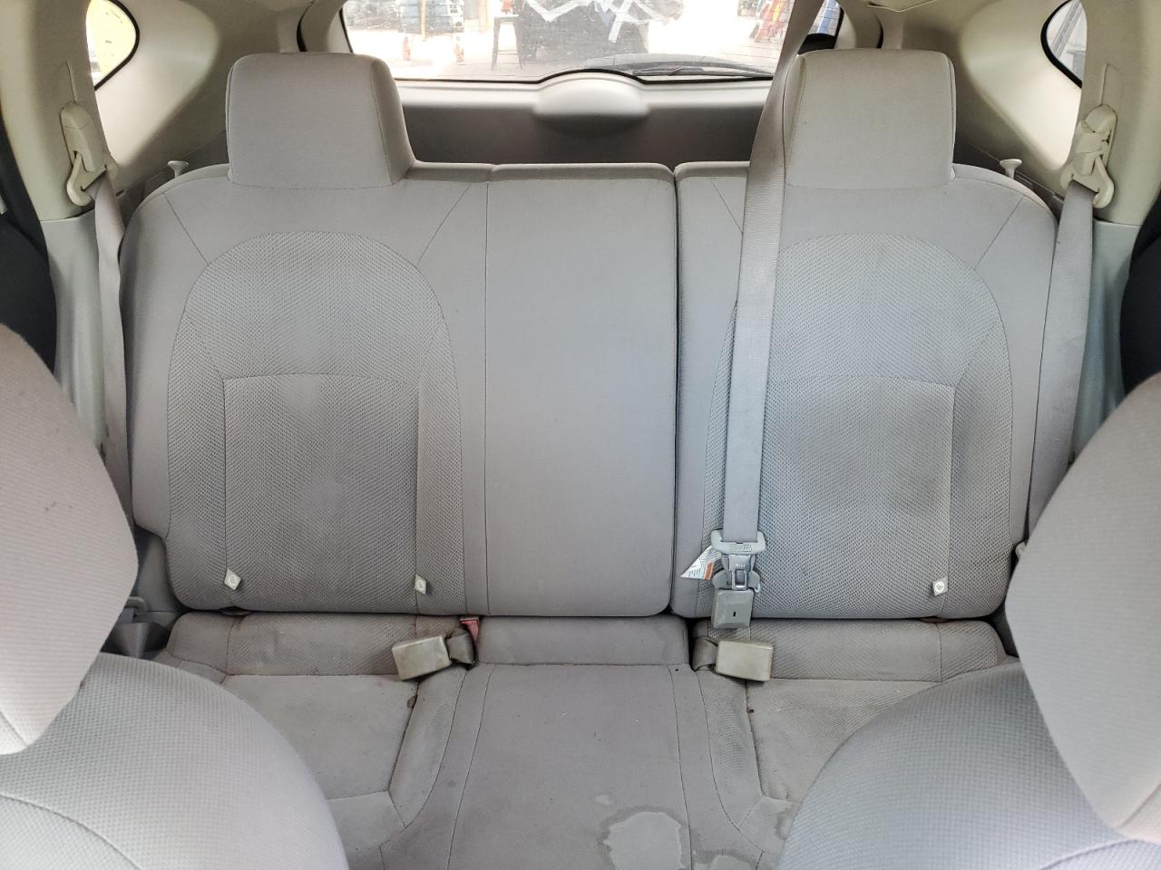 2011 Nissan Rogue - Image 10