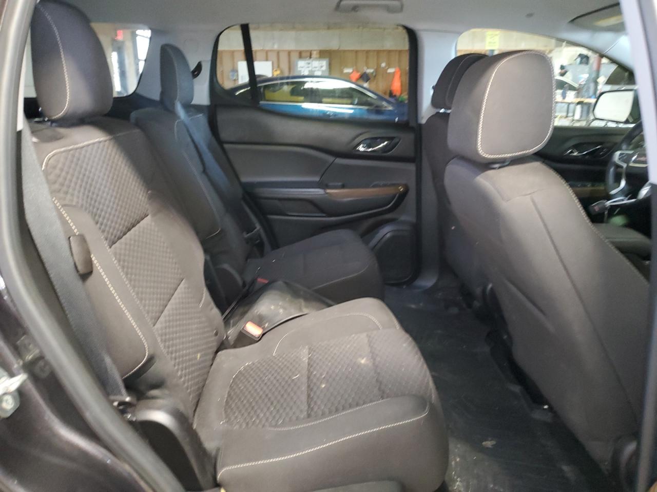 2017 GMC Acadia - Image 11