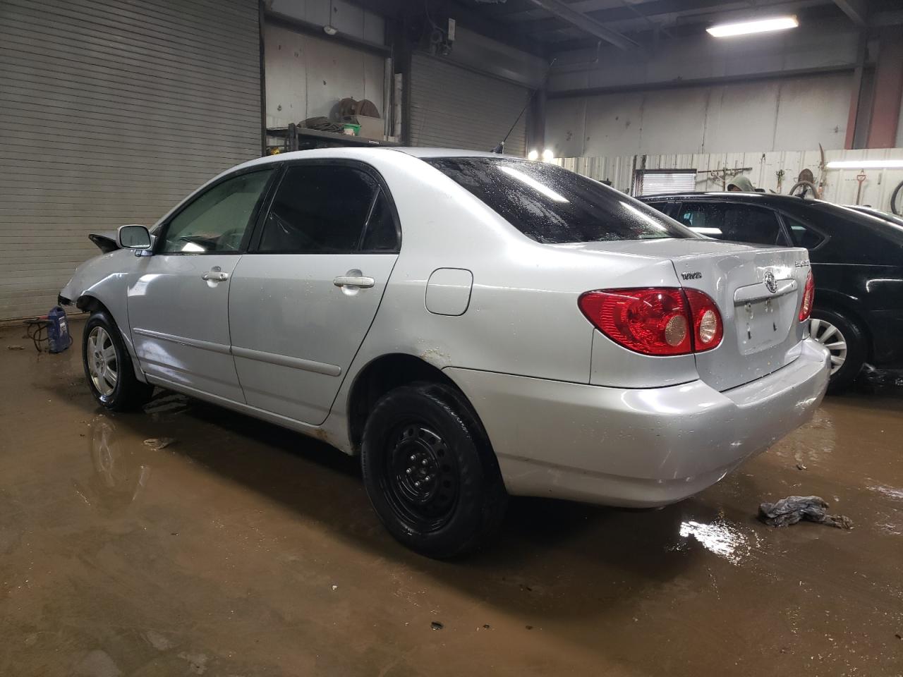 2005 Toyota Corolla - Image 2