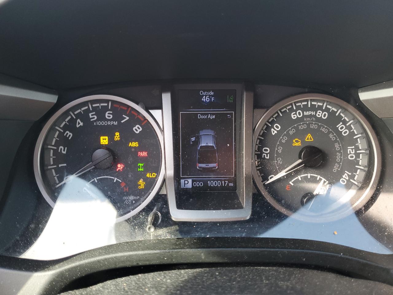 2020 Toyota Tacoma - Image 9