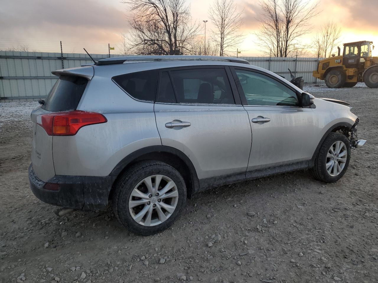 2015 Toyota RAV 4 - Image 3