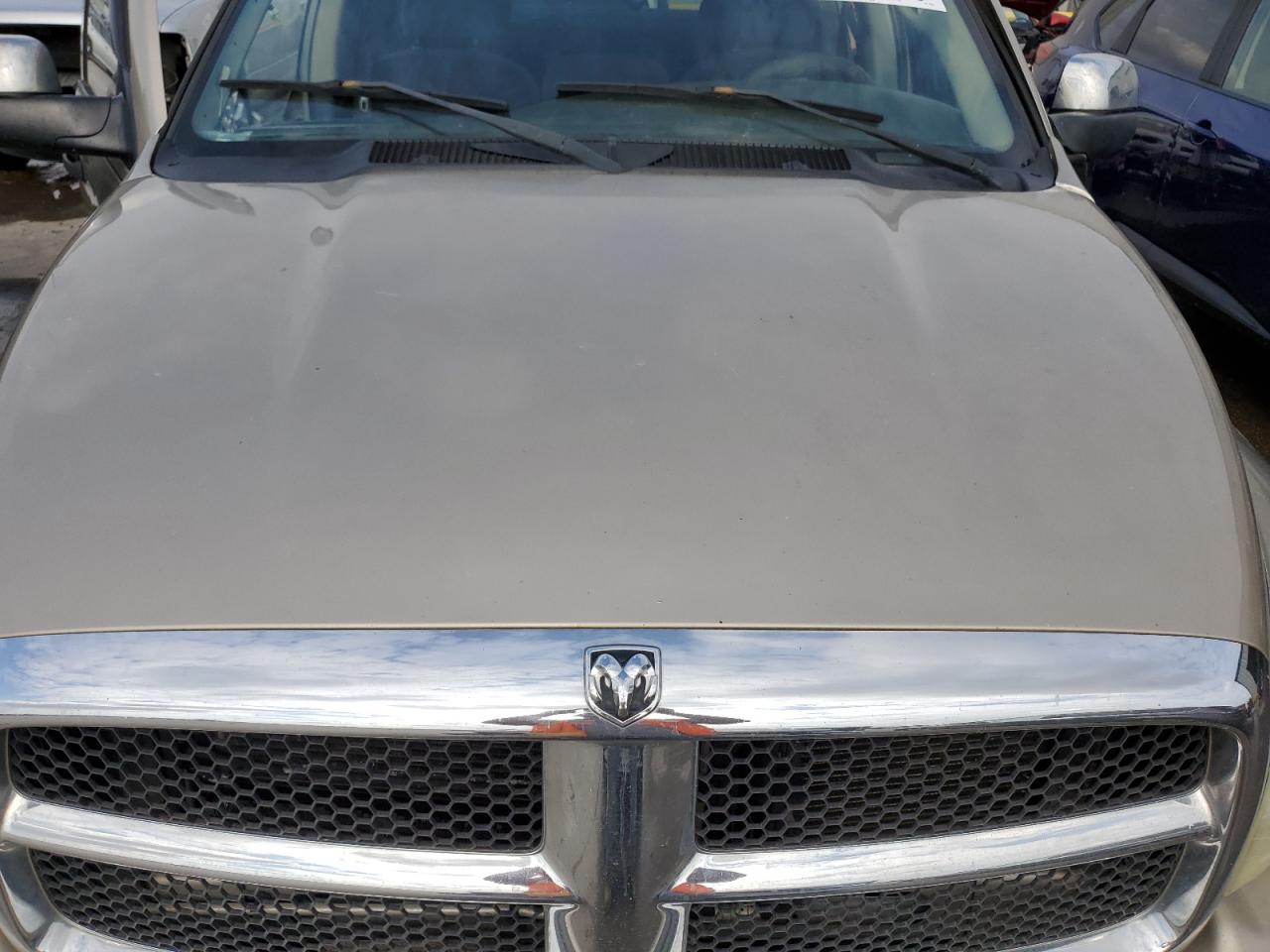 2004 Dodge RAM - Image 11