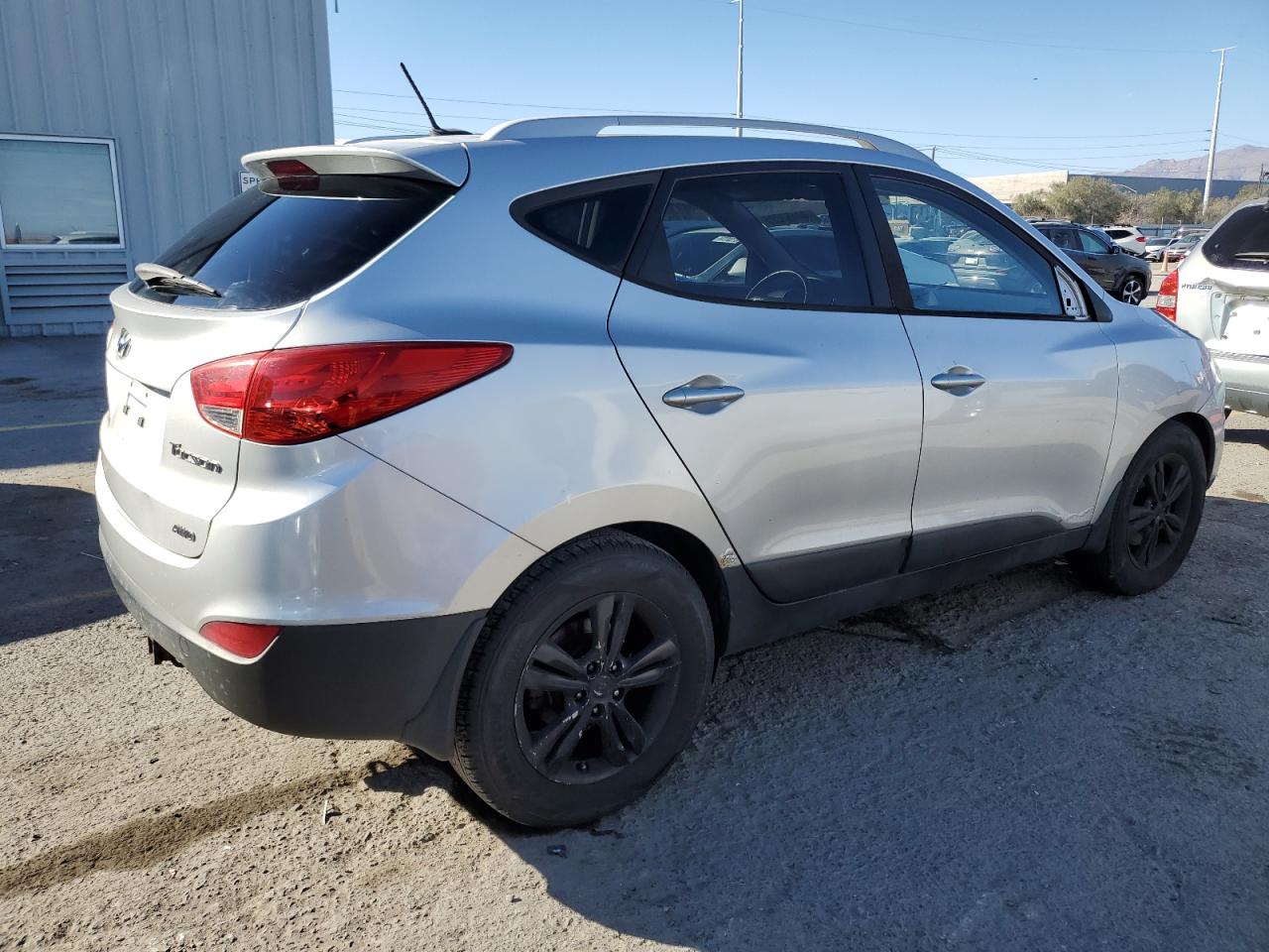 2011 Hyundai Tucson - Image 3