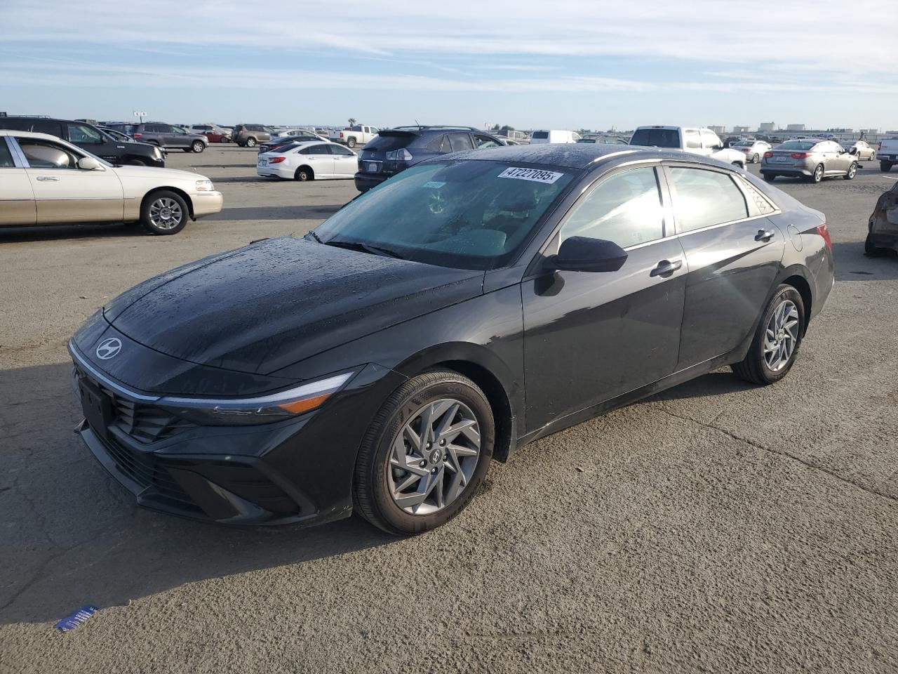 2024 Hyundai Elantra - Image 1