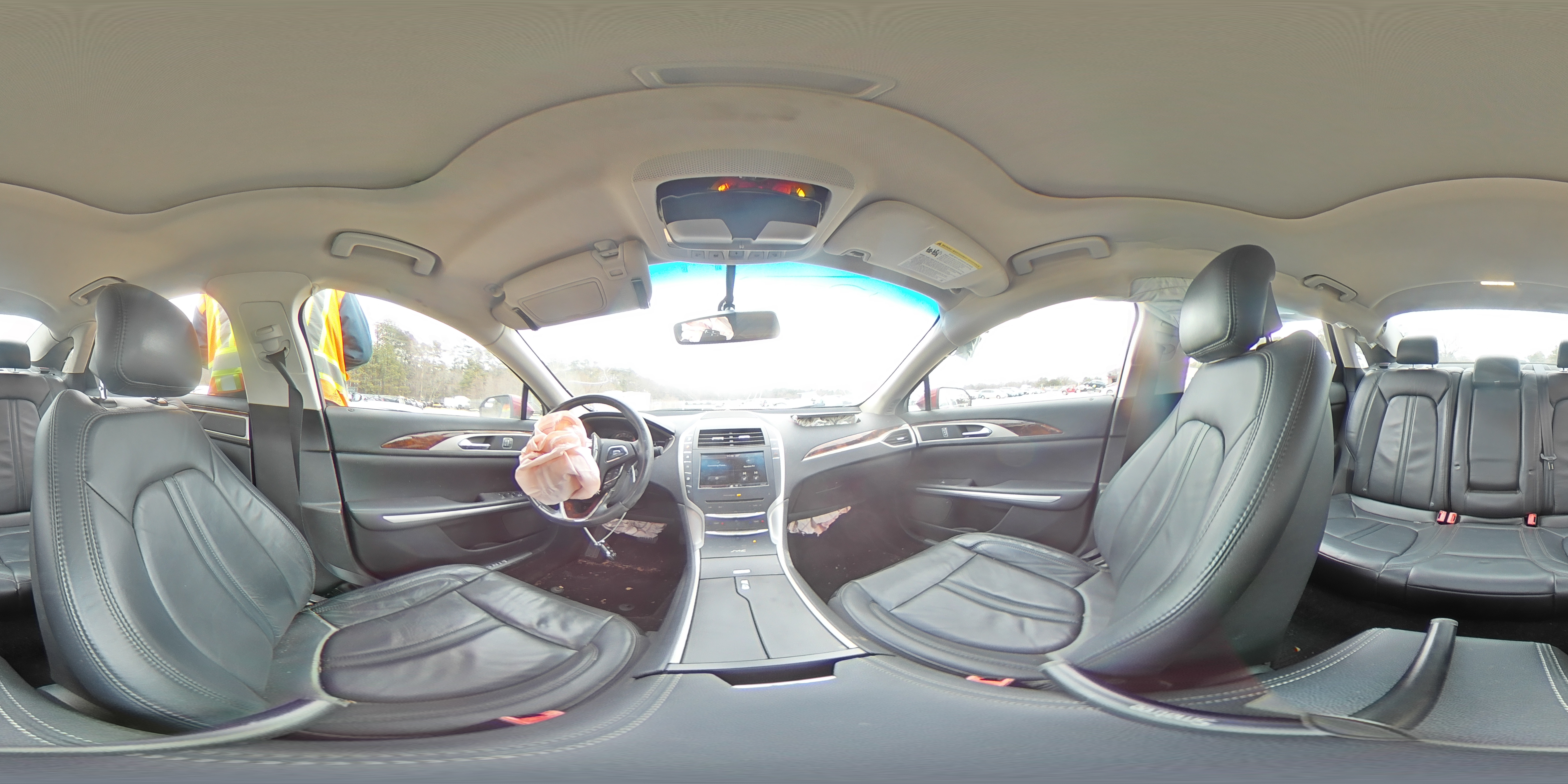2015 Lincoln MKZ - Image 12