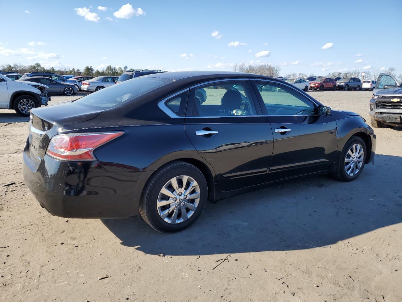 2014 Nissan Altima - Image 3
