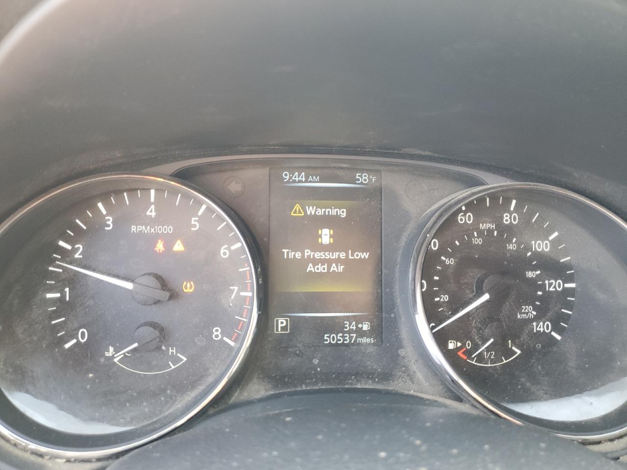 2017 Nissan Rogue - Image 9