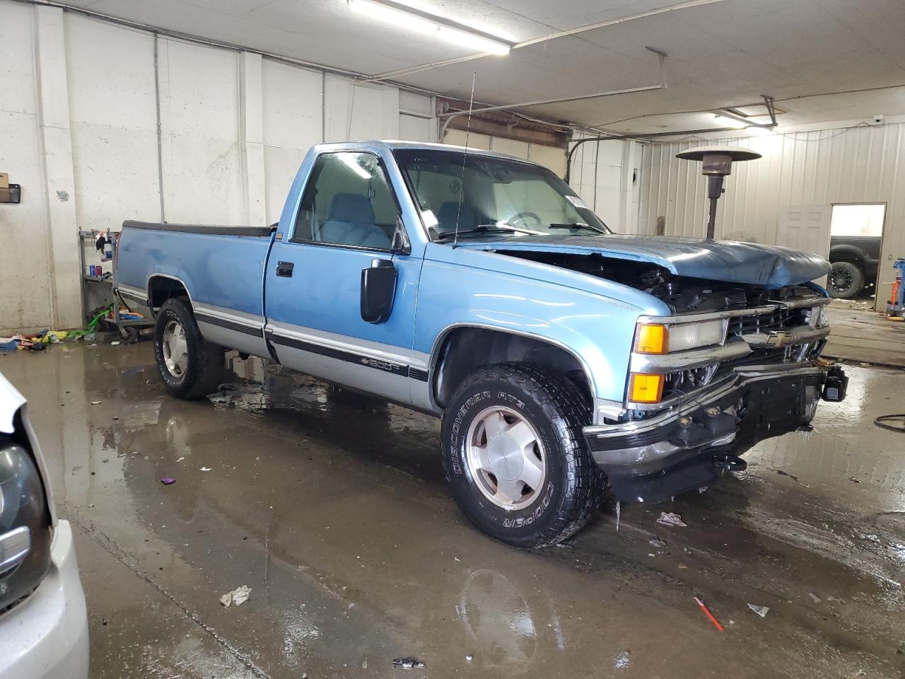 1996 Chevrolet GMT-400 - Image 4