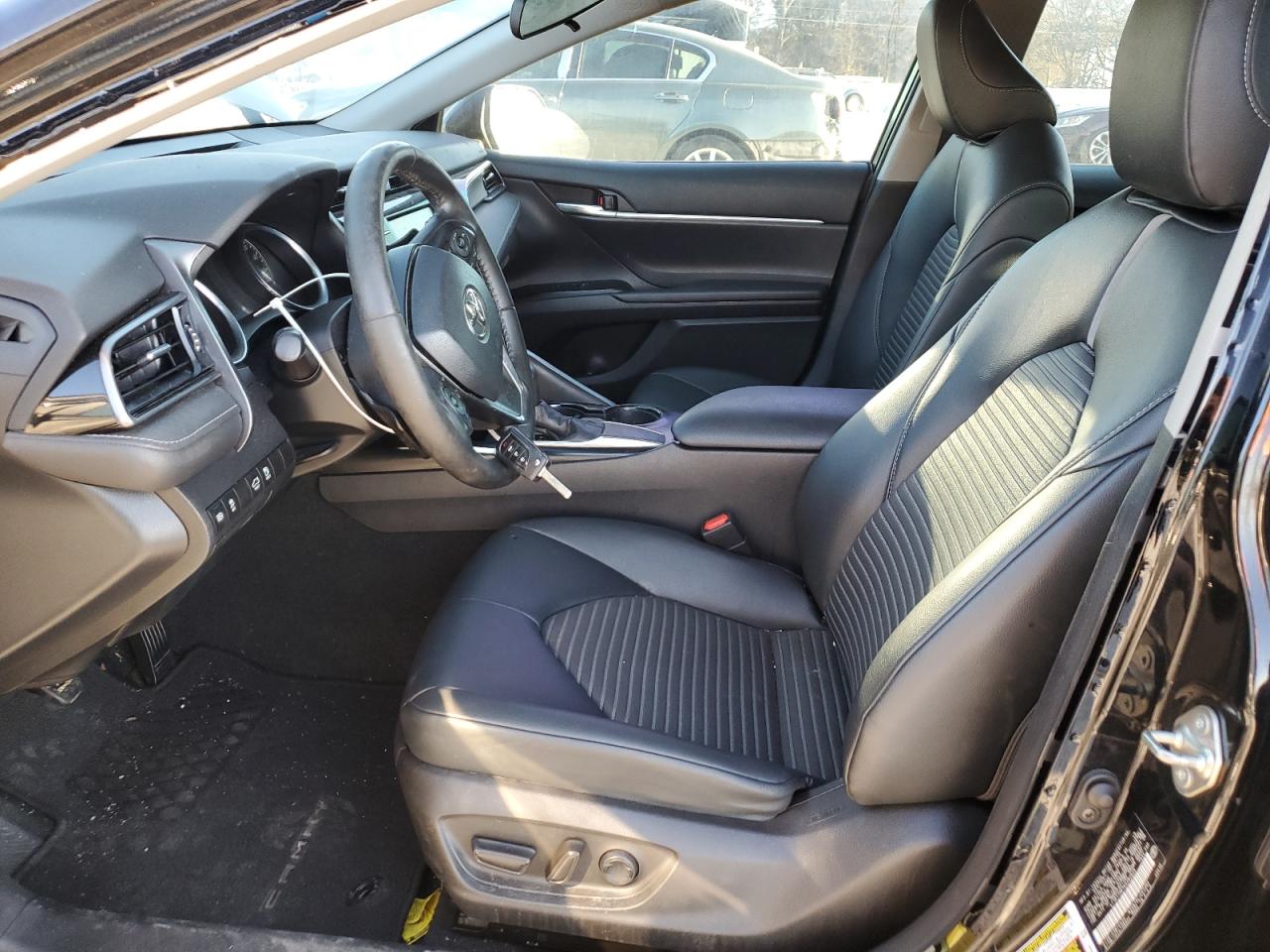2019 Toyota Camry - Image 7