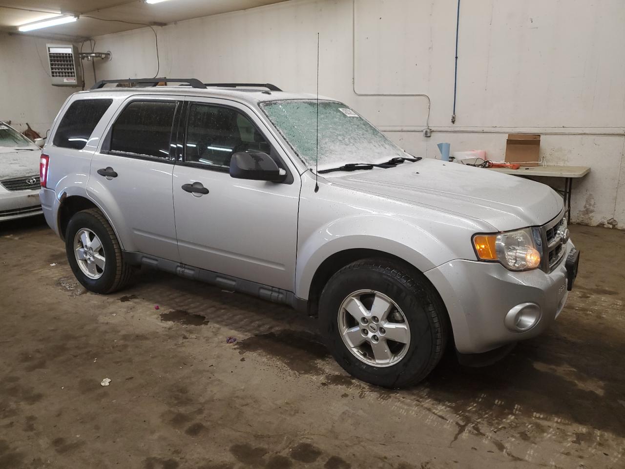2010 Ford Escape - Image 4