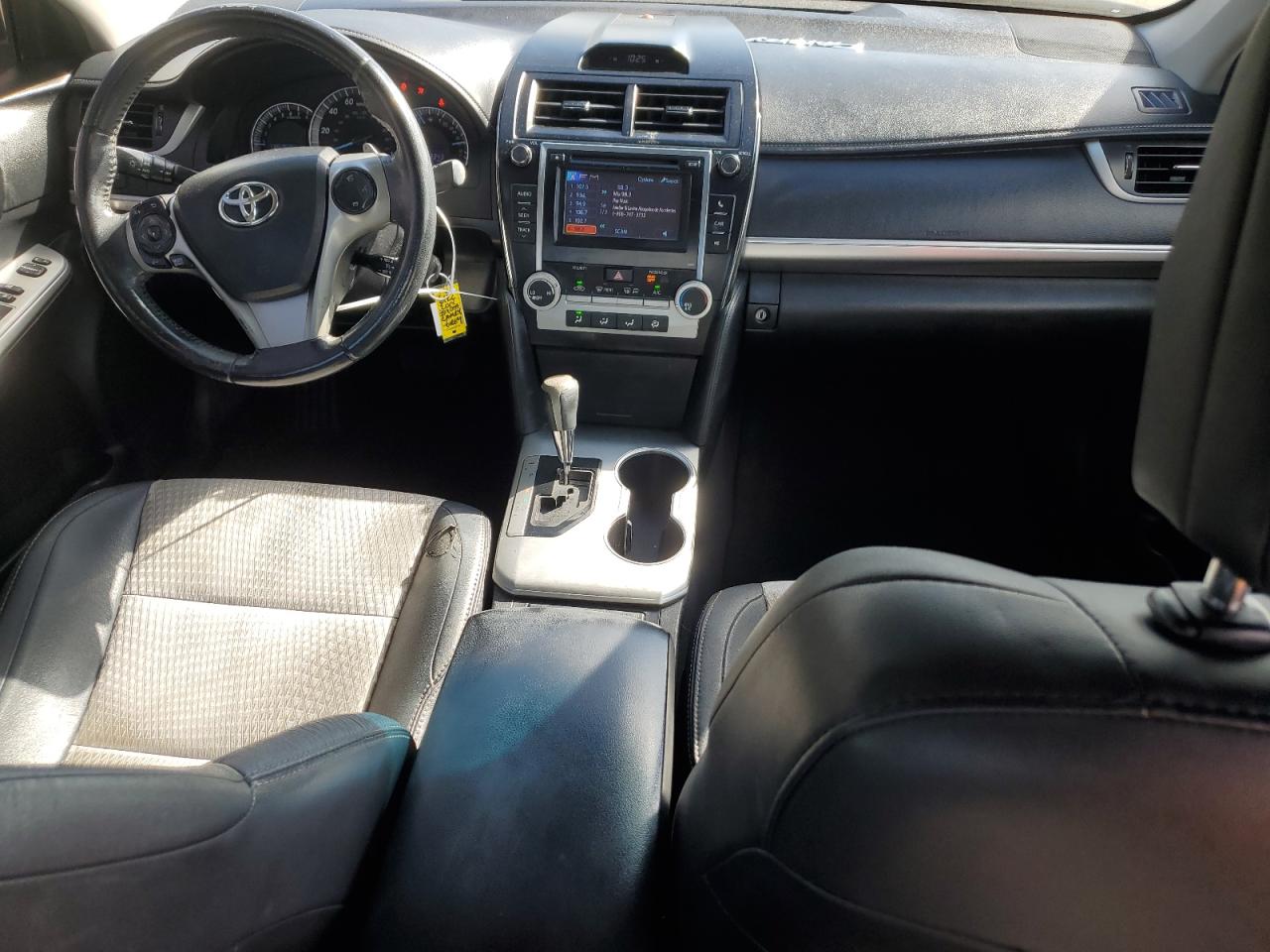 2014 Toyota Camry - Image 8