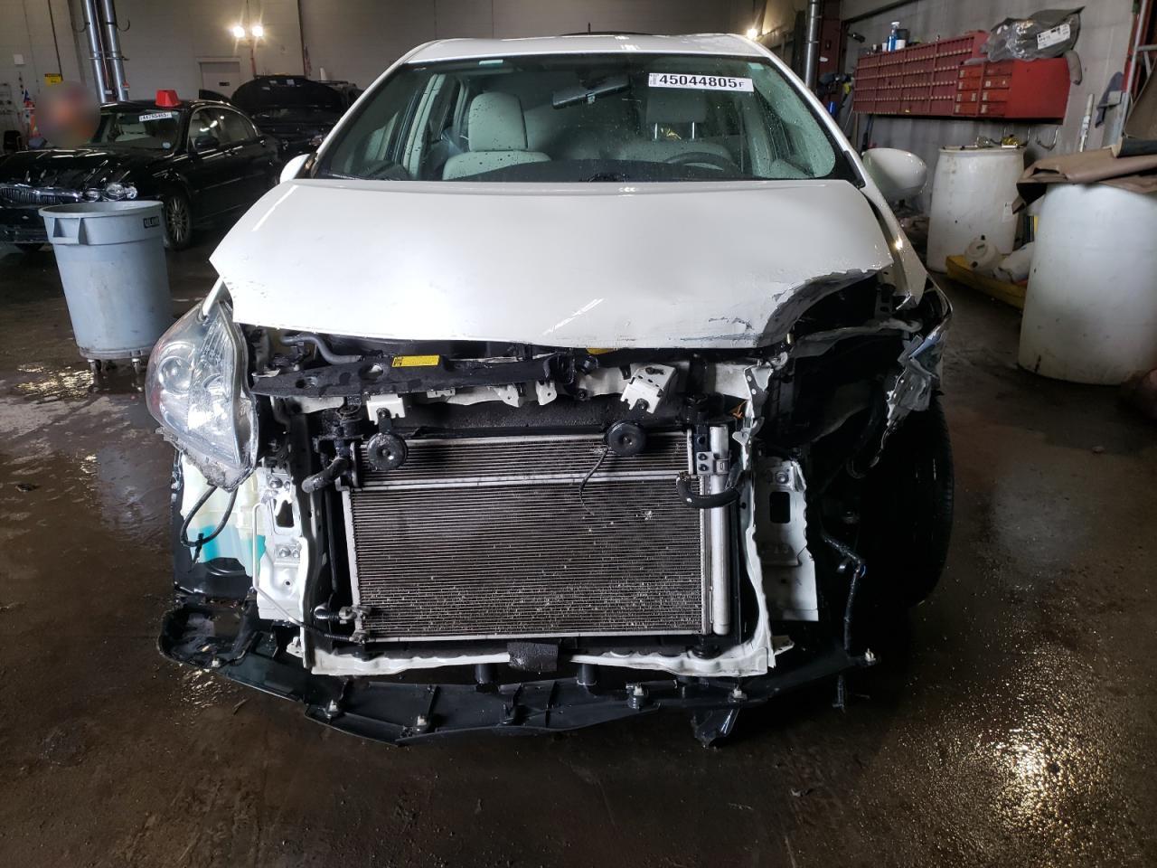 2010 Toyota Prius - Image 5