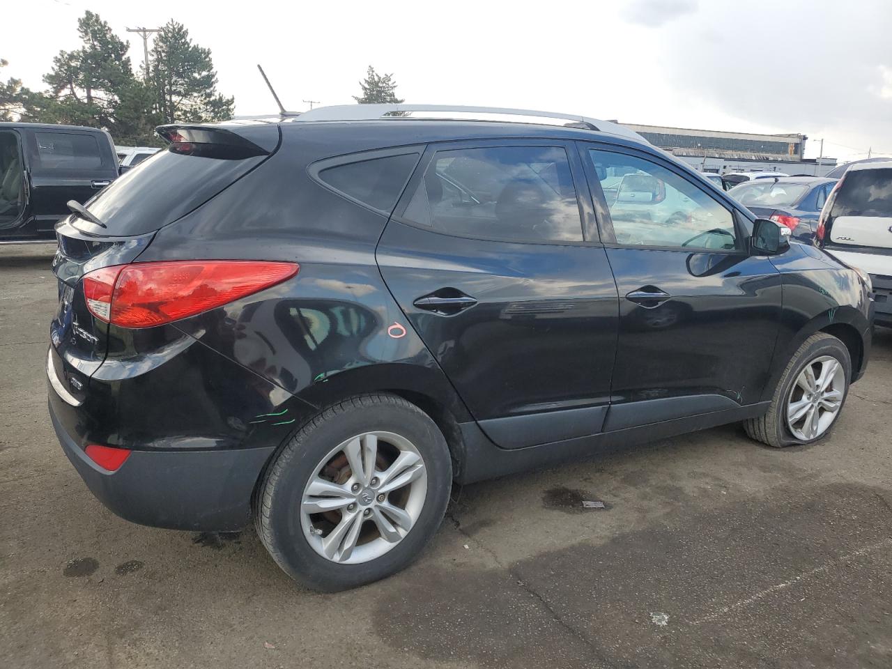 2012 Hyundai Tucson - Image 3