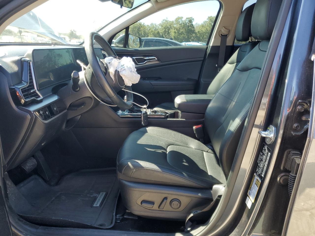 2023 Kia Sportage - Image 7