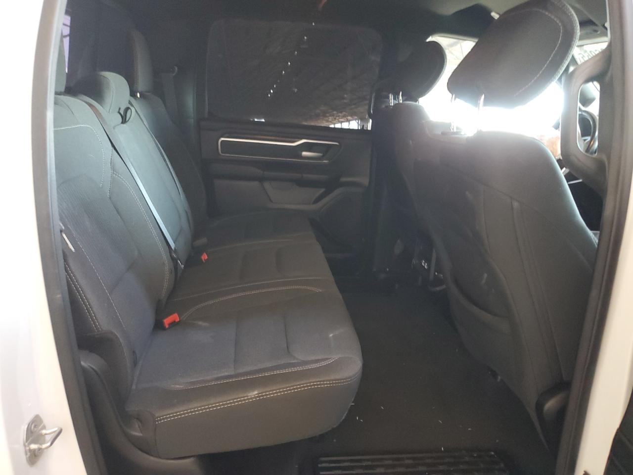 2021 RAM 1500 - Image 10