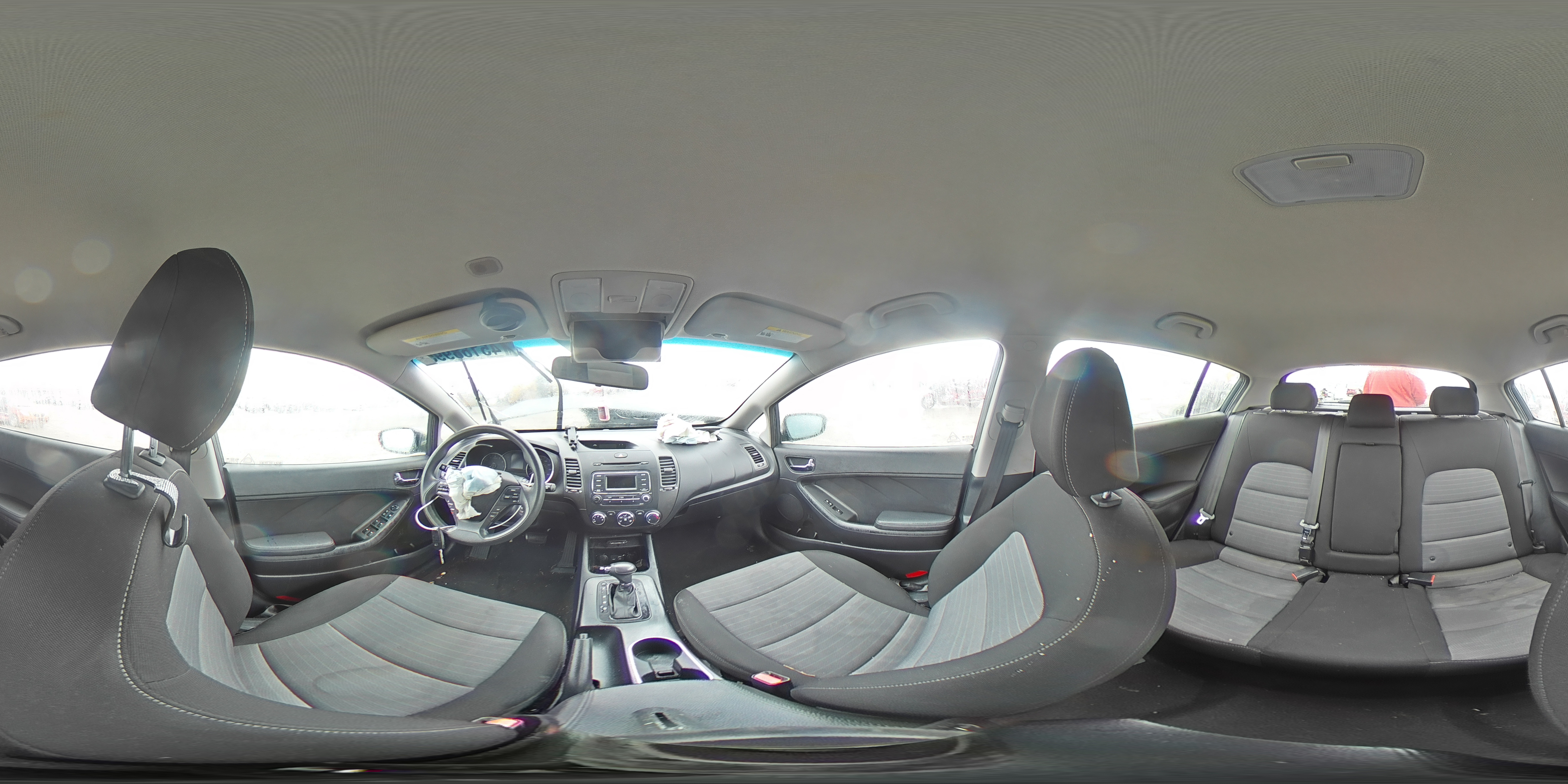 2016 Kia Forte - Image 12