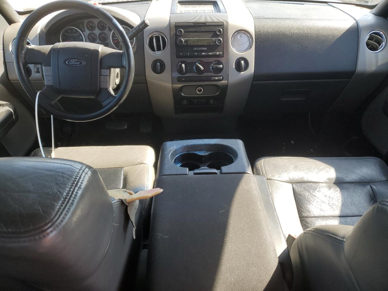 2004 Ford F-150 - Image 8