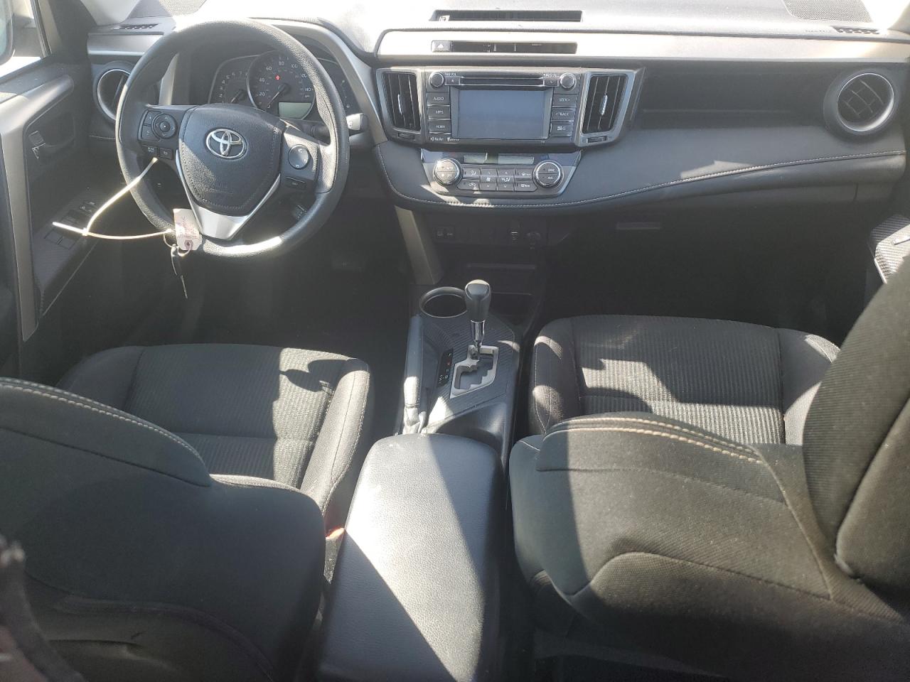 2014 Toyota RAV 4 - Image 8