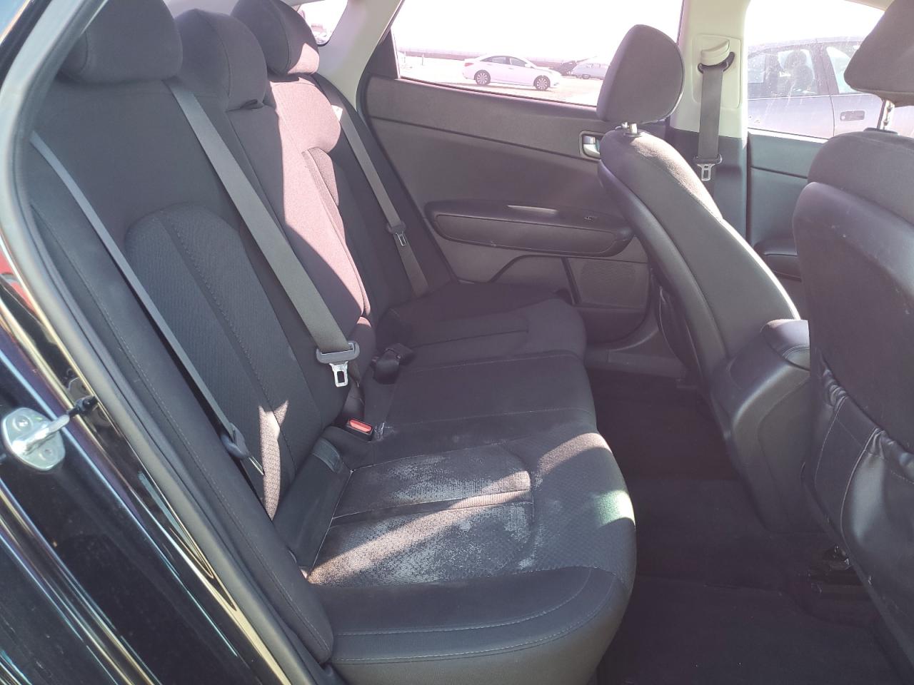 2018 Kia Optima - Image 10