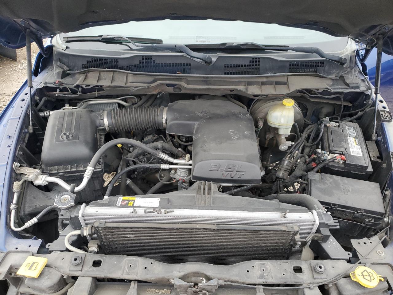 2015 RAM 1500 - Image 11