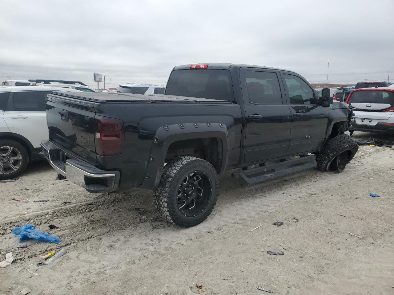 2015 Chevrolet Silverado - Image 3