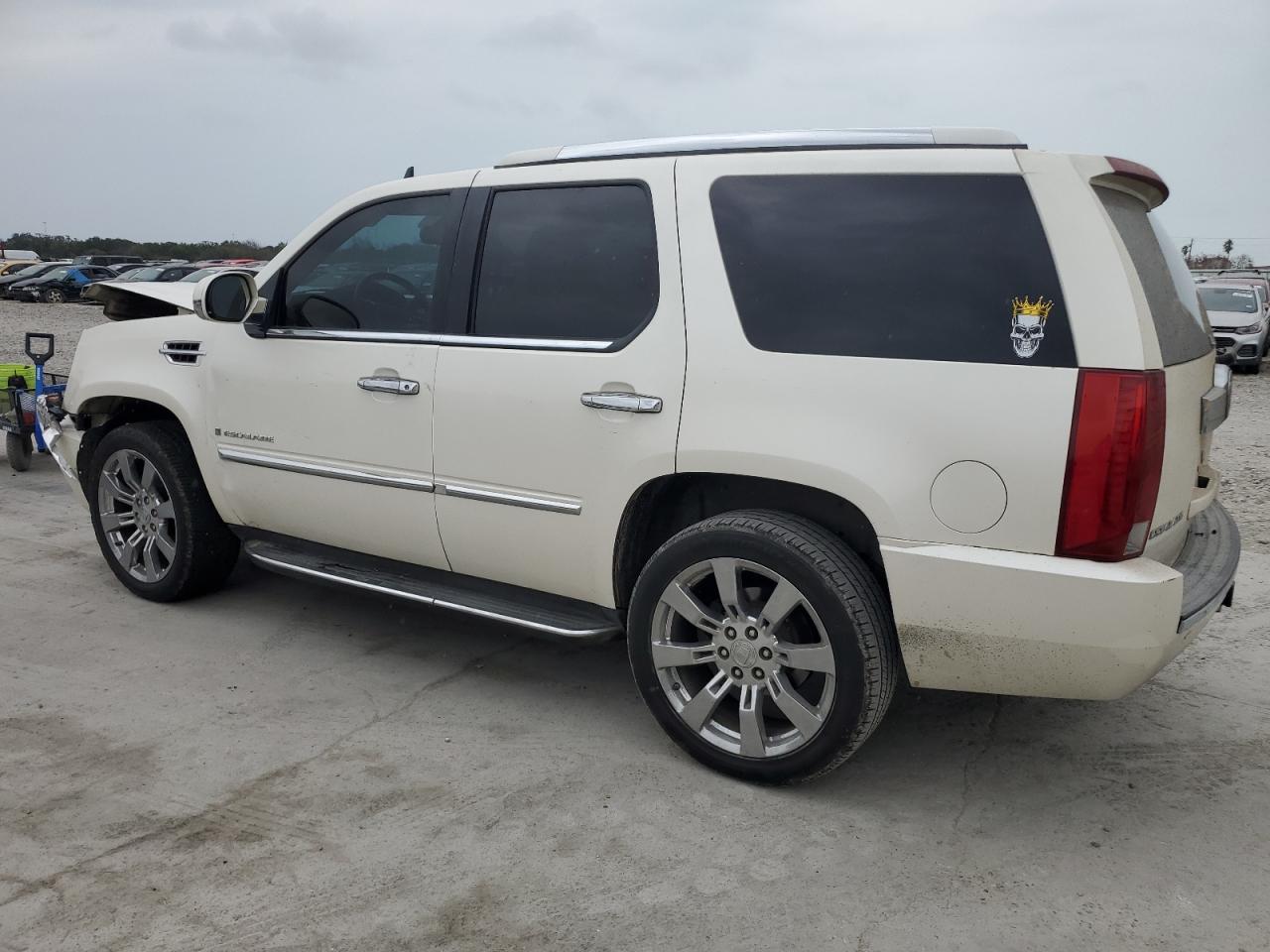 2007 Cadillac Escalade - Image 2