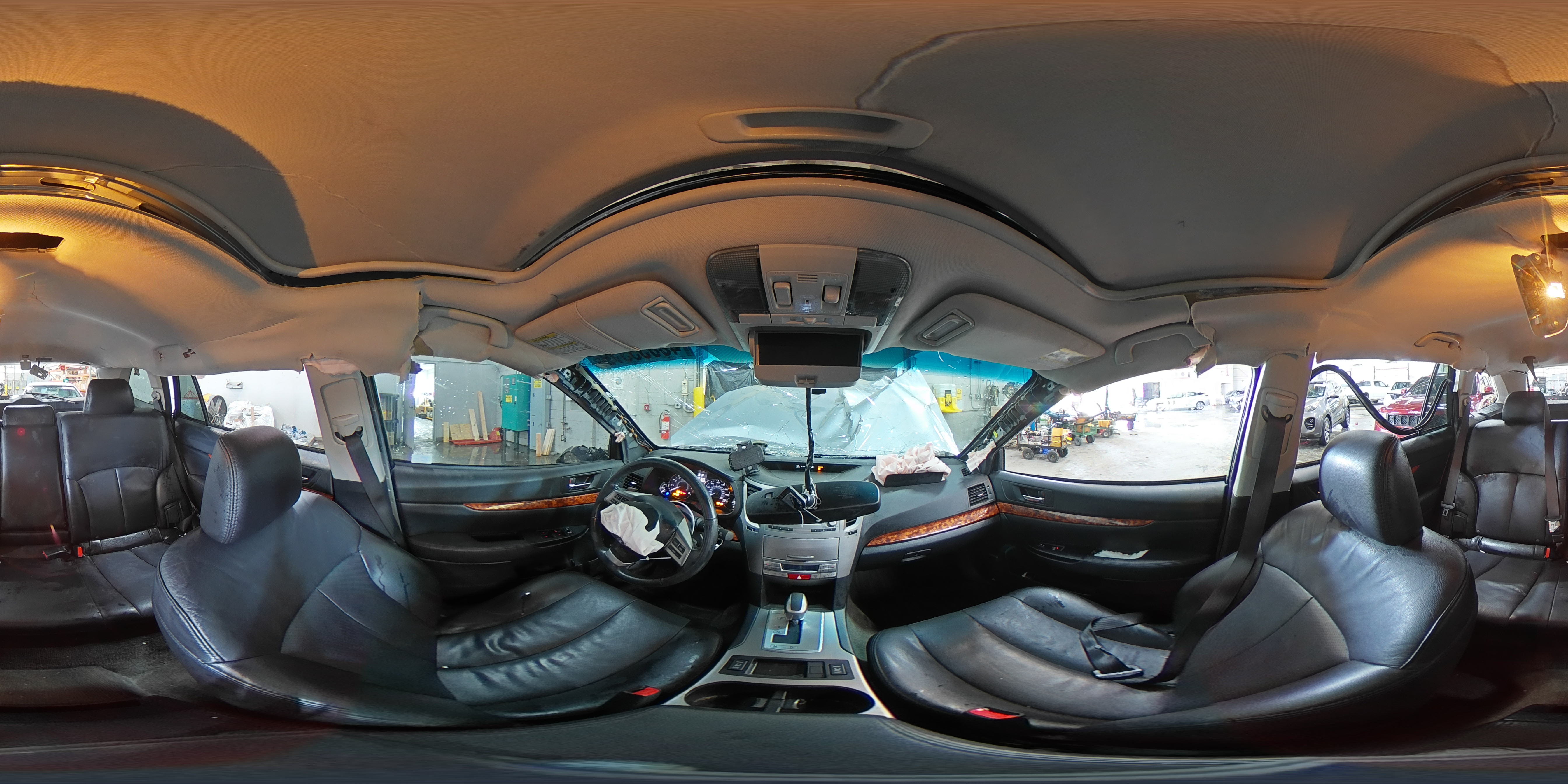 2012 Subaru Outback - Image 16