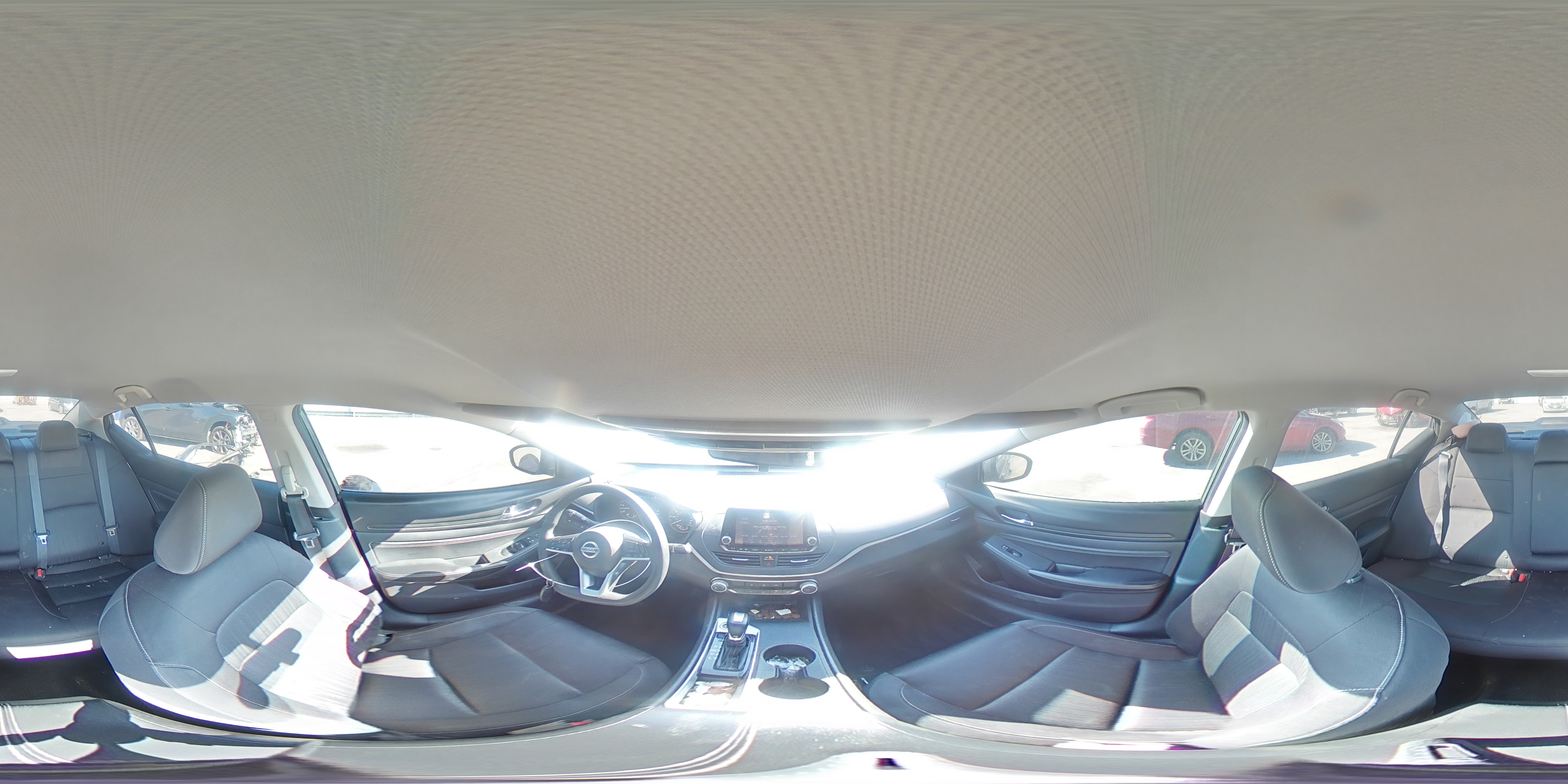 2020 Nissan Altima - Image 13