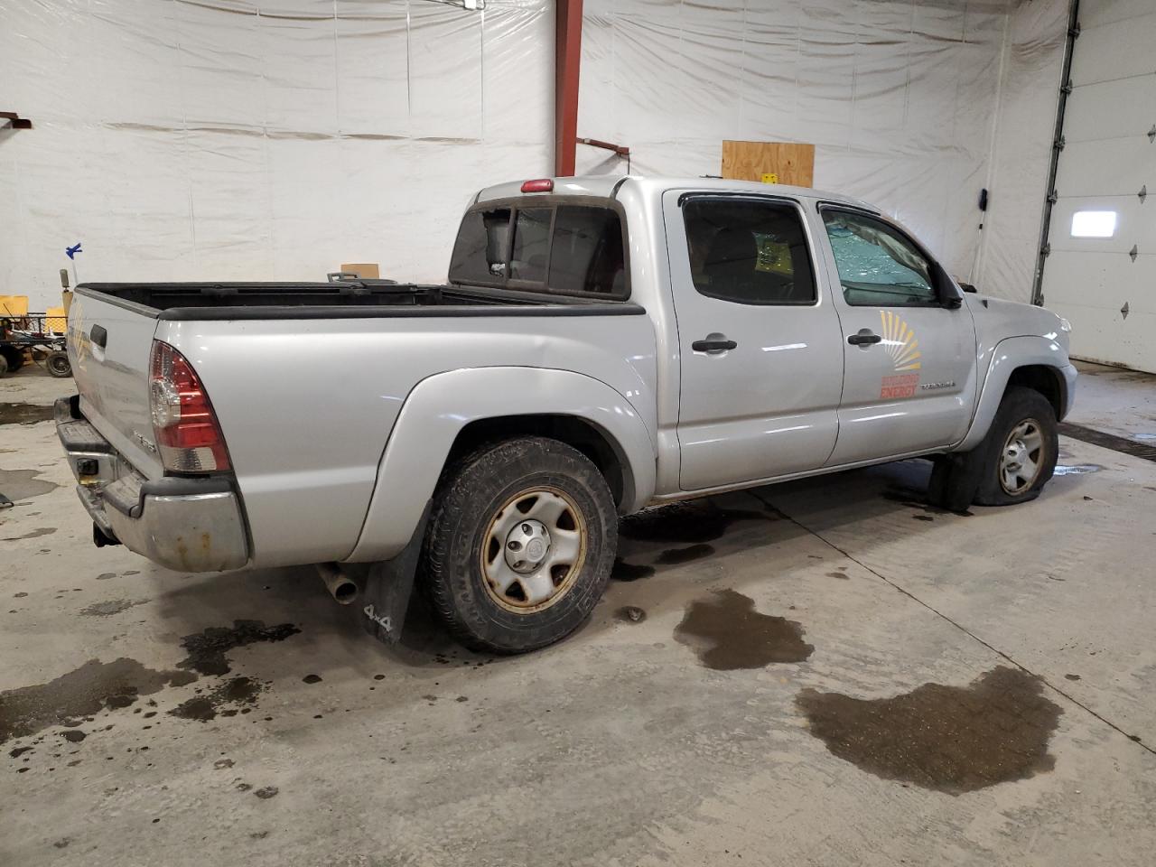 2013 Toyota Tacoma - Image 3