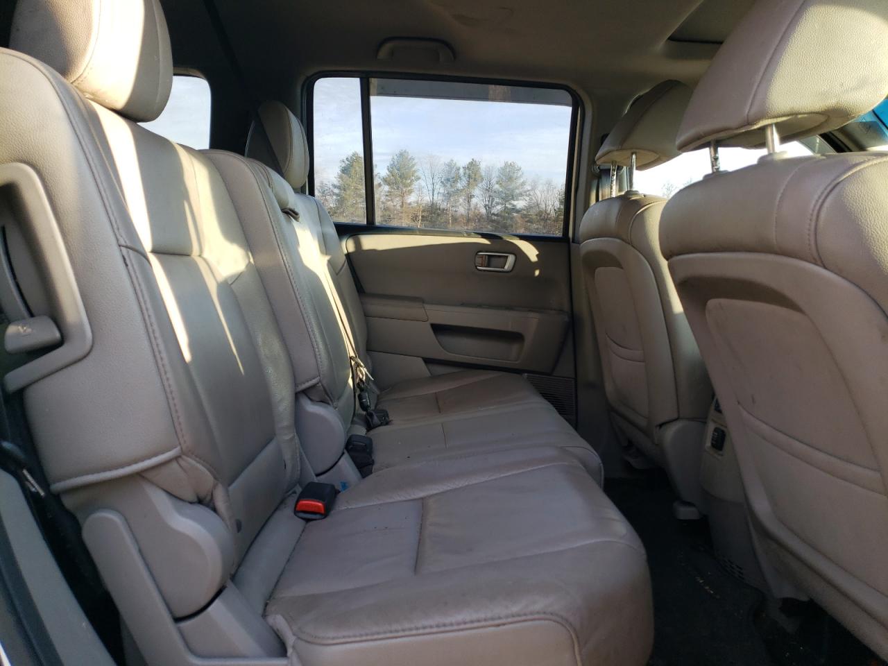 2014 Honda Pilot - Image 11