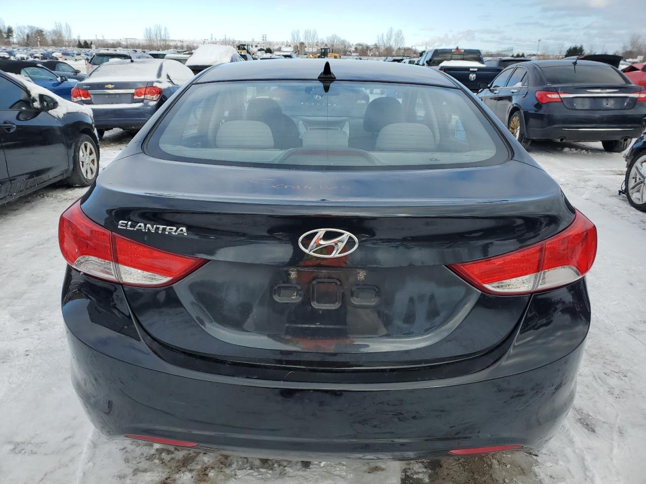 2013 Hyundai Elantra - Image 6