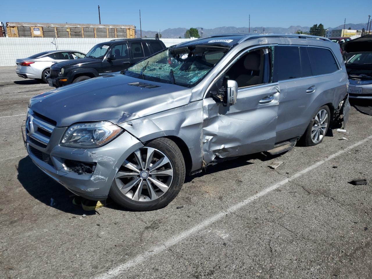 2014 Mercedes-Benz Gl 450 4Matic продається в Van Nuys, CA - Rollover