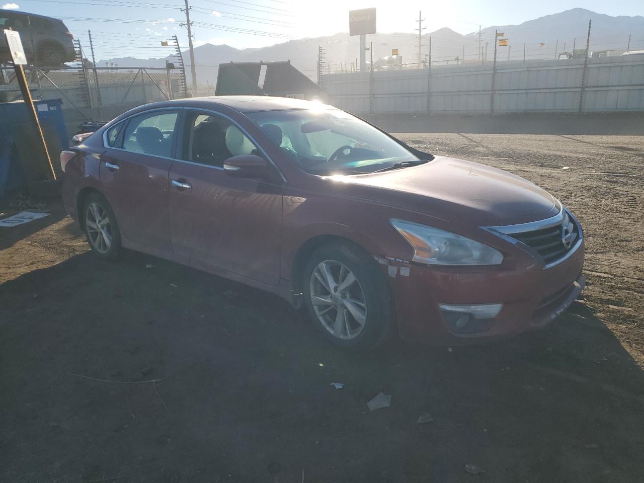 2015 Nissan Altima - Image 4