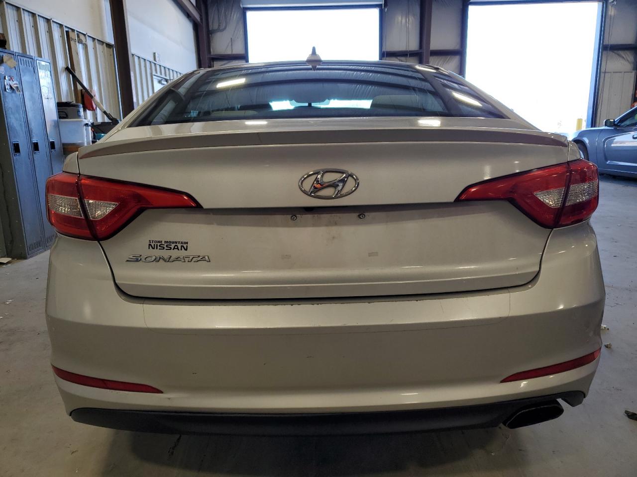 2016 Hyundai Sonata - Image 6