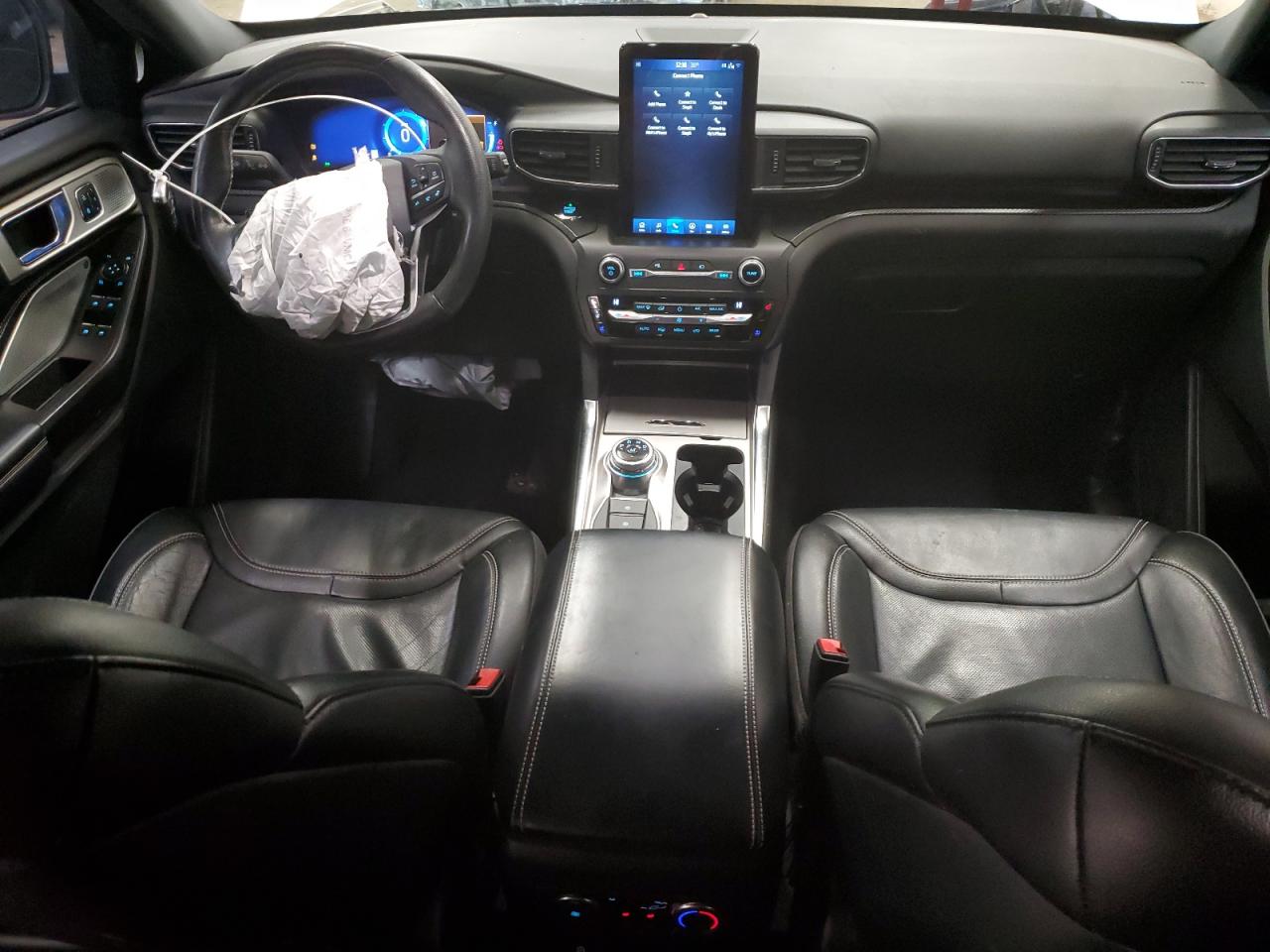 2020 Ford Explorer - Image 8