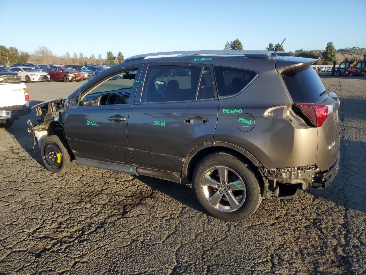 2015 Toyota RAV 4 - Image 2