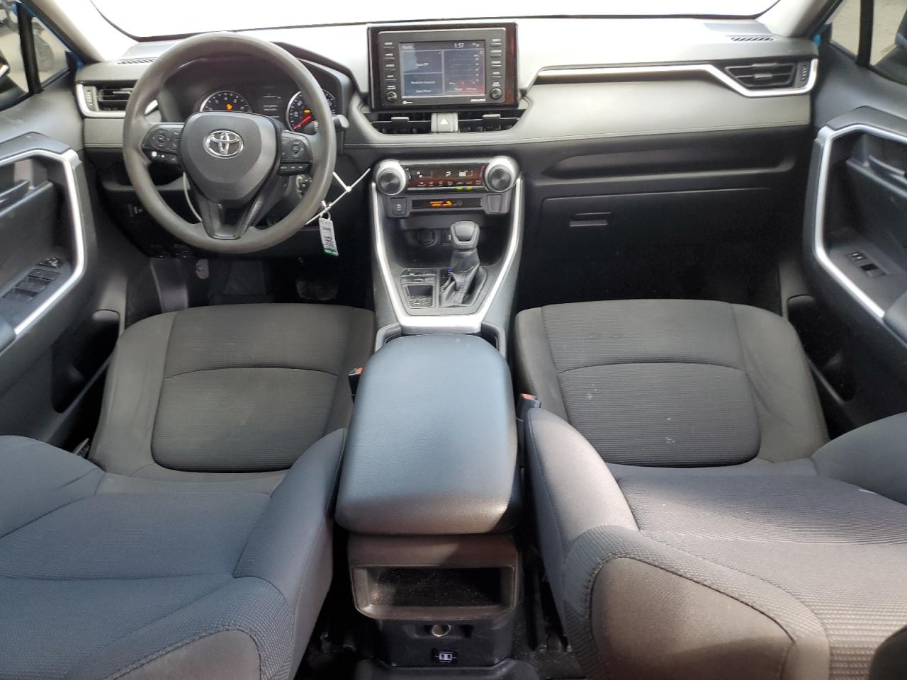 2020 Toyota RAV 4 - Image 8