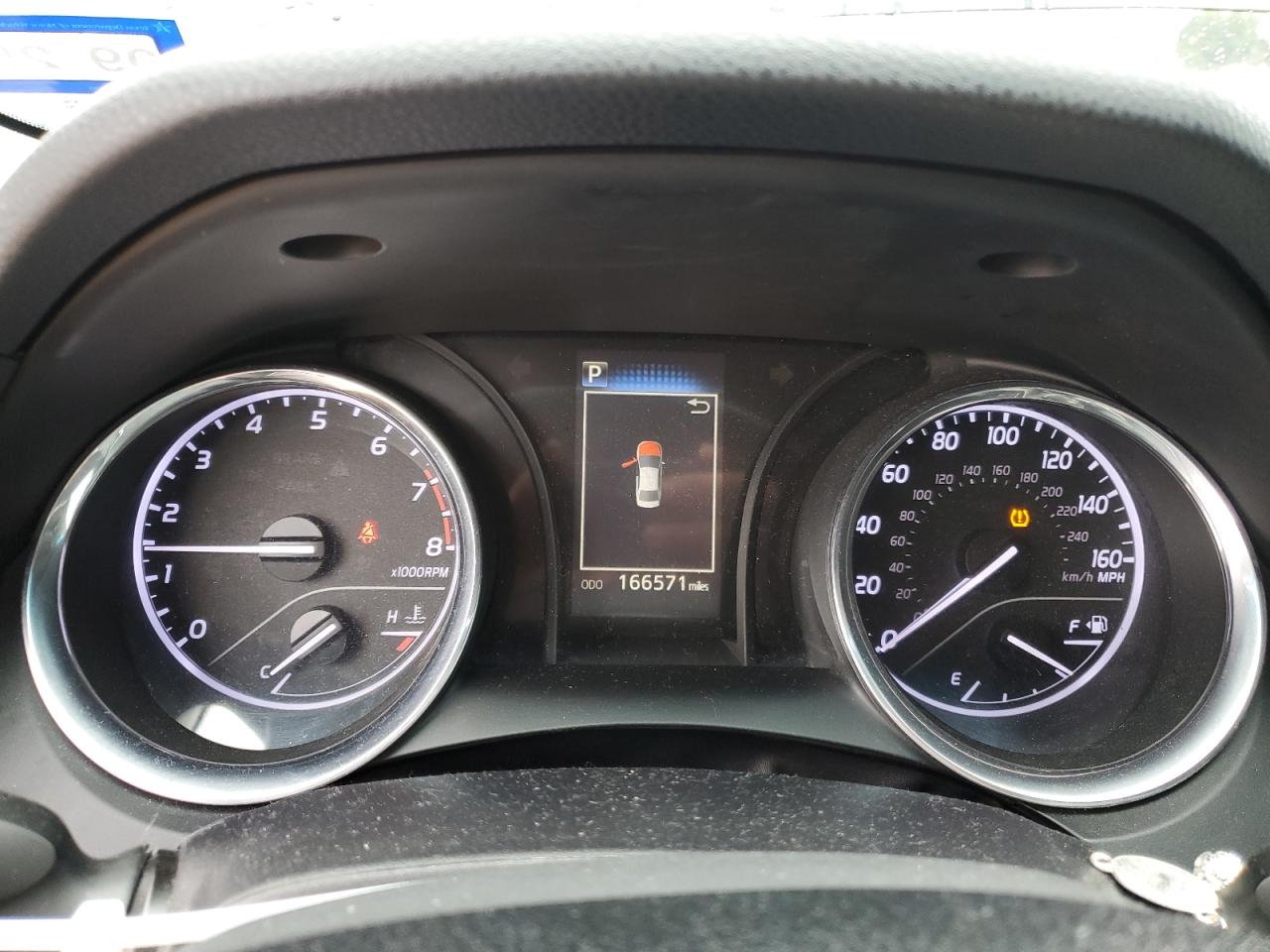 2019 Toyota Camry - Image 9